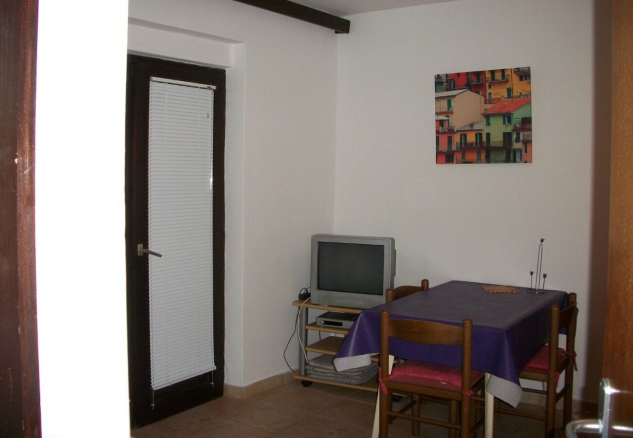 Apartments Midi 102751-A1
