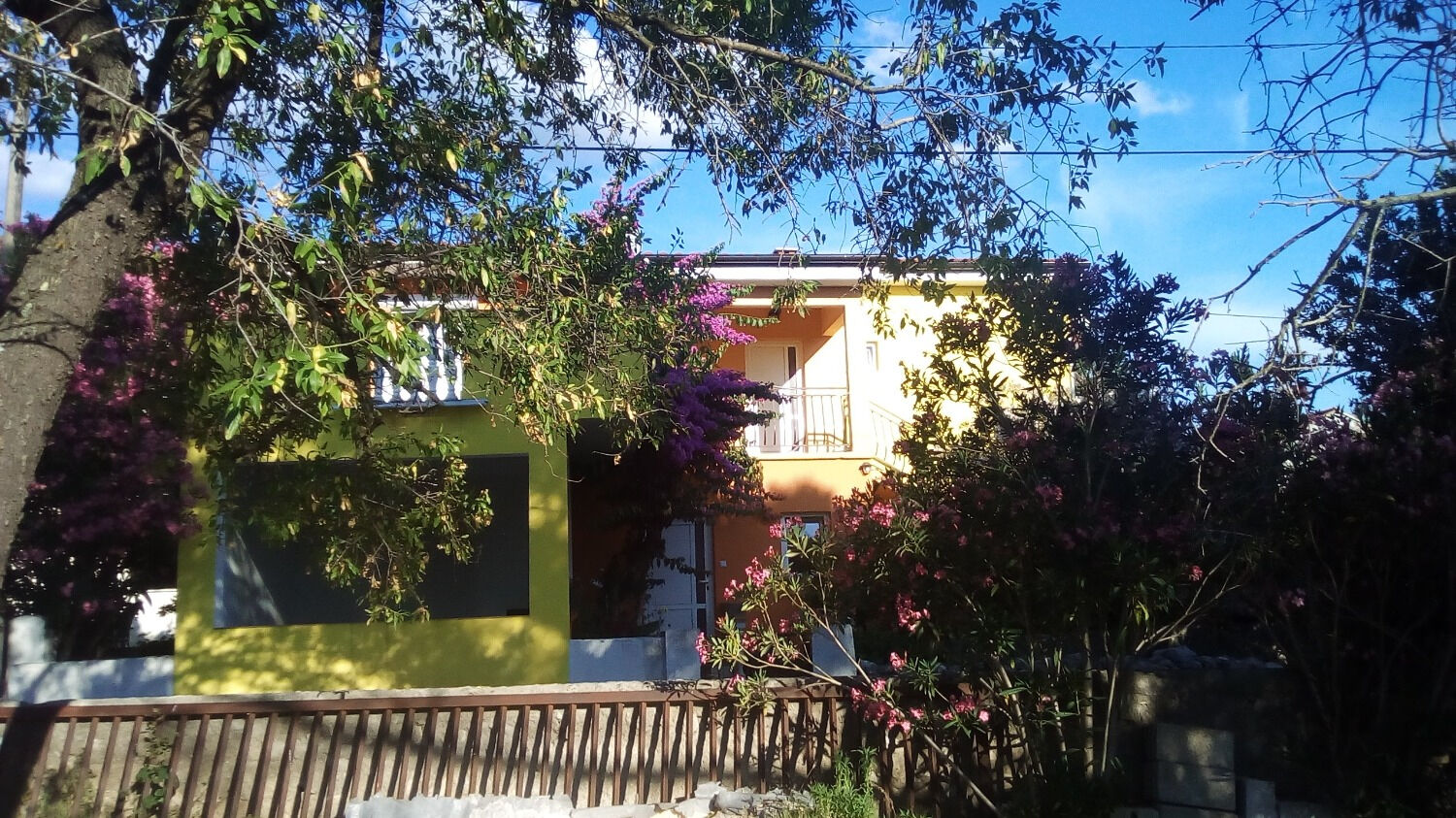 Apartments Midi 102751-A1