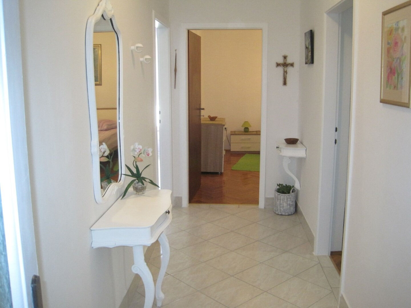 Apartment Ivan 102761-A1