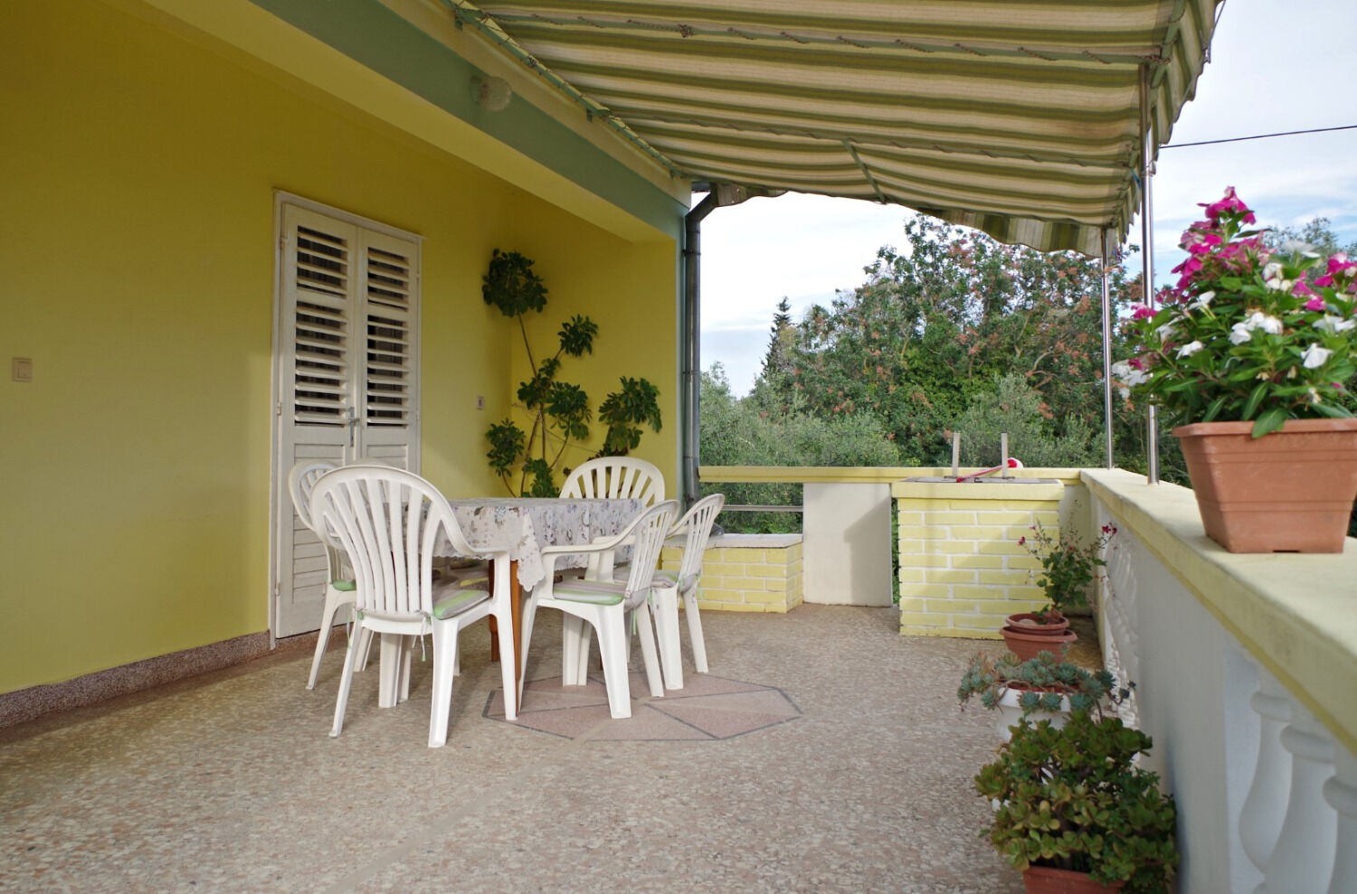 Apartment Mili 102811-A1