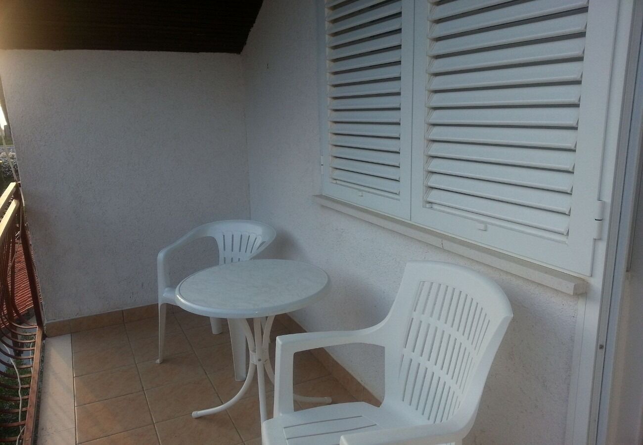 Apartment Vido 102831-A1