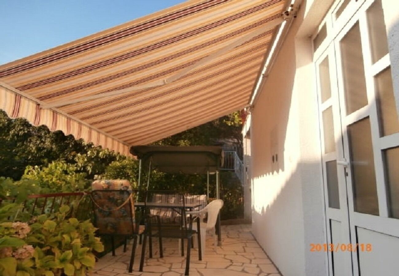 Apartment Vido 102831-A1