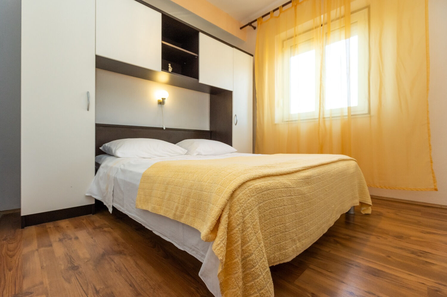 Apartments Vesna 102891-A2