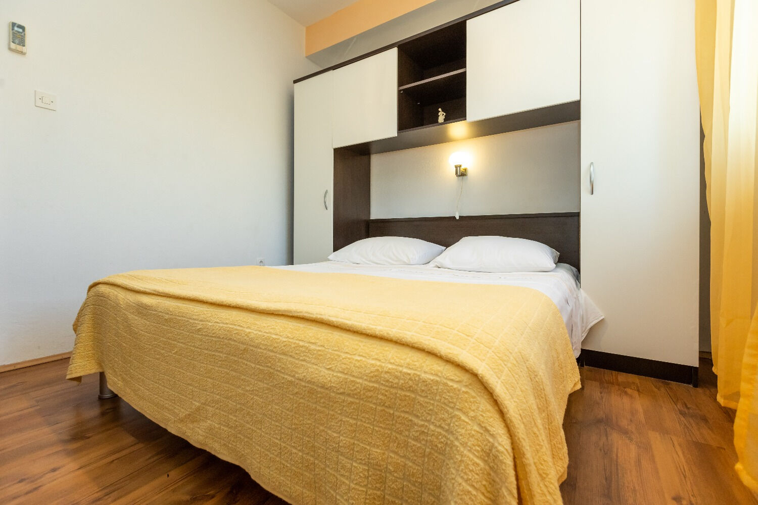 Apartments Vesna 102891-A2