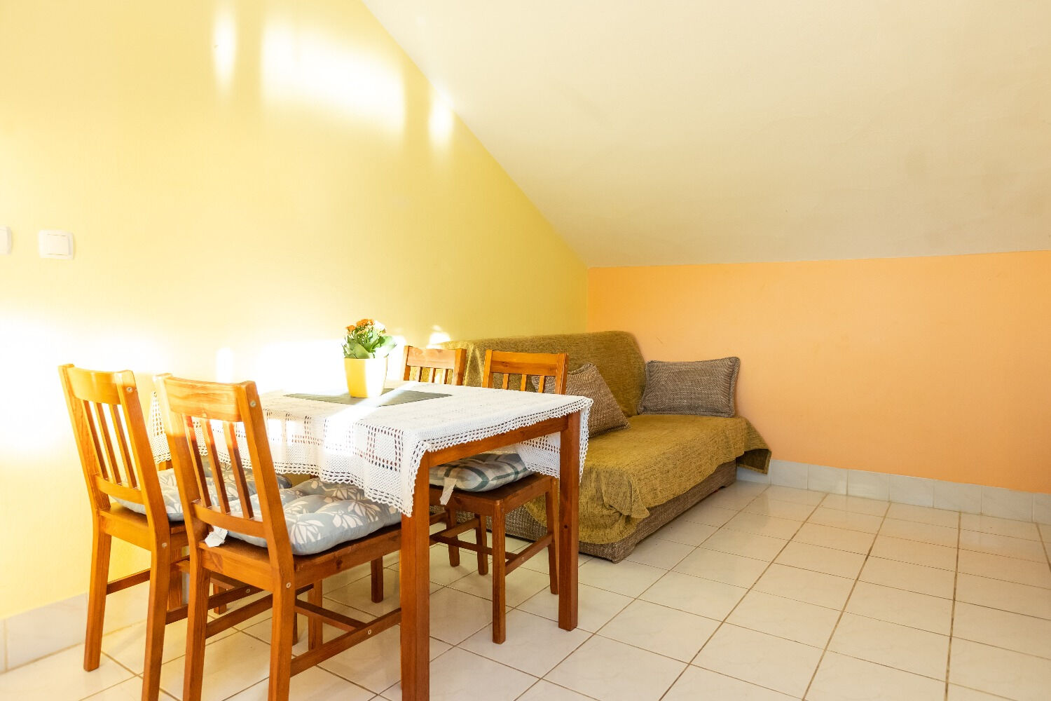 Apartments Vesna 102891-A3
