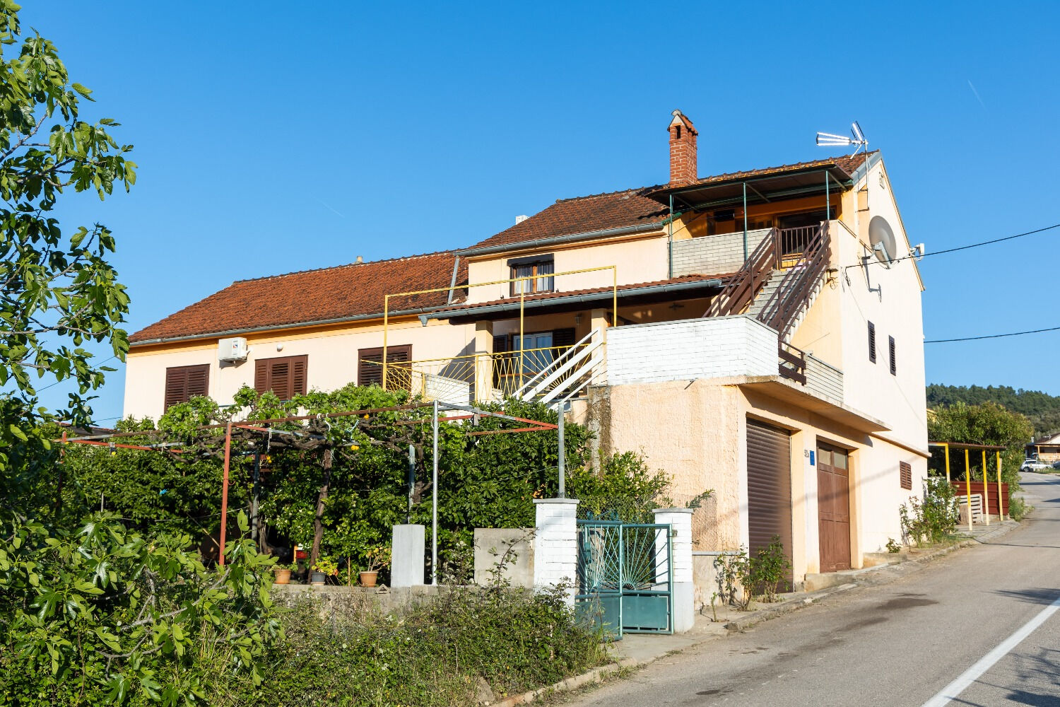 Apartments Vesna 102891-A2
