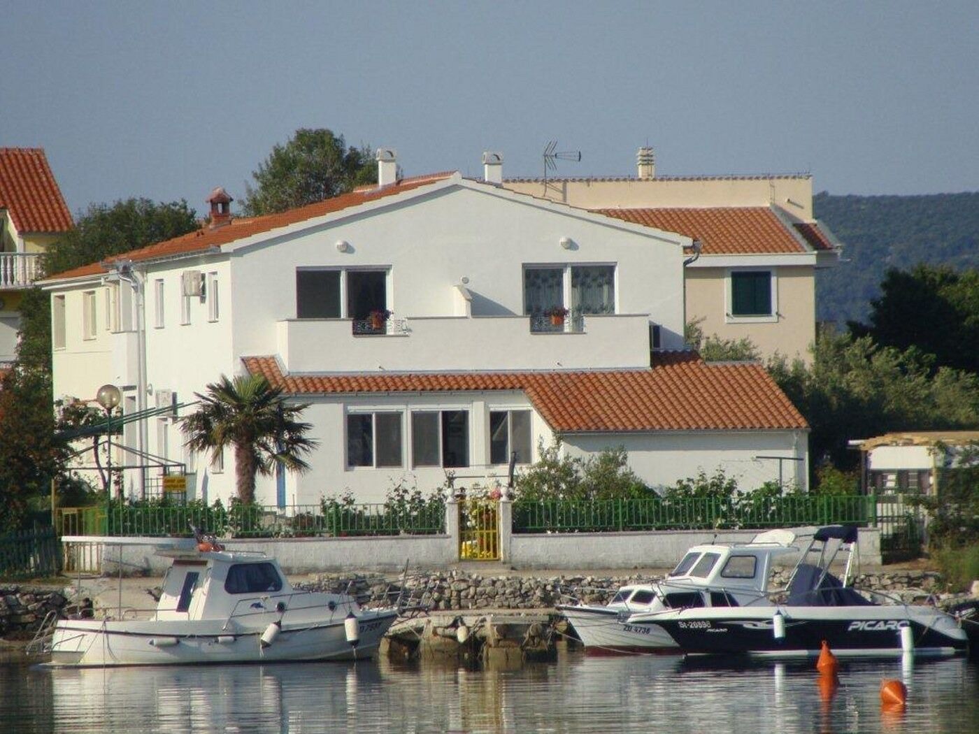 Apartments Let 10293-A1