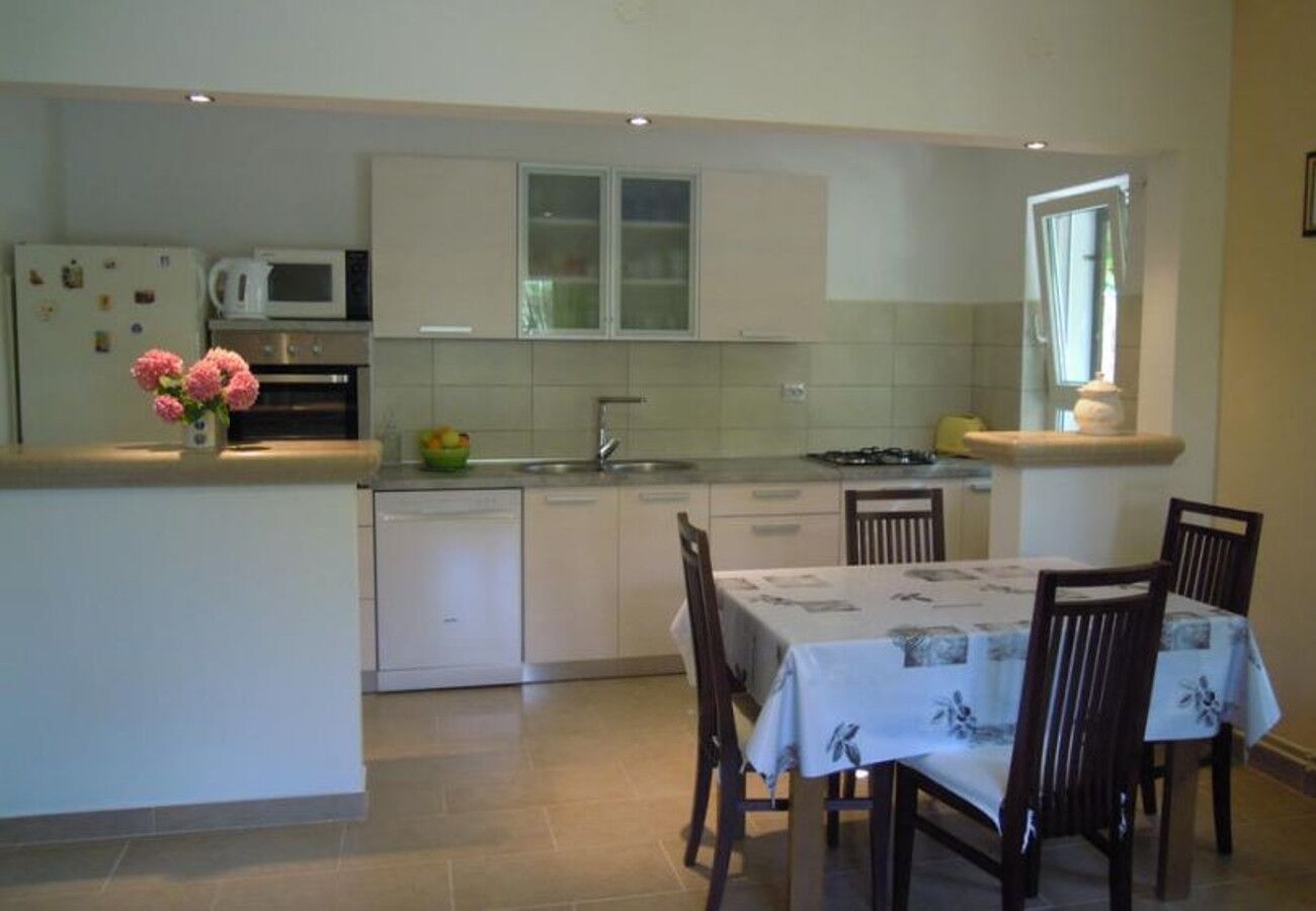 Apartments Marija 102921-A1