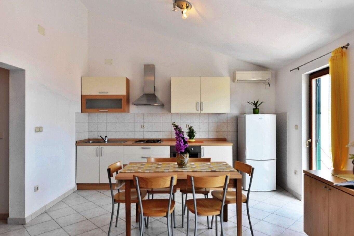 Apartments Nikola 103101-A3
