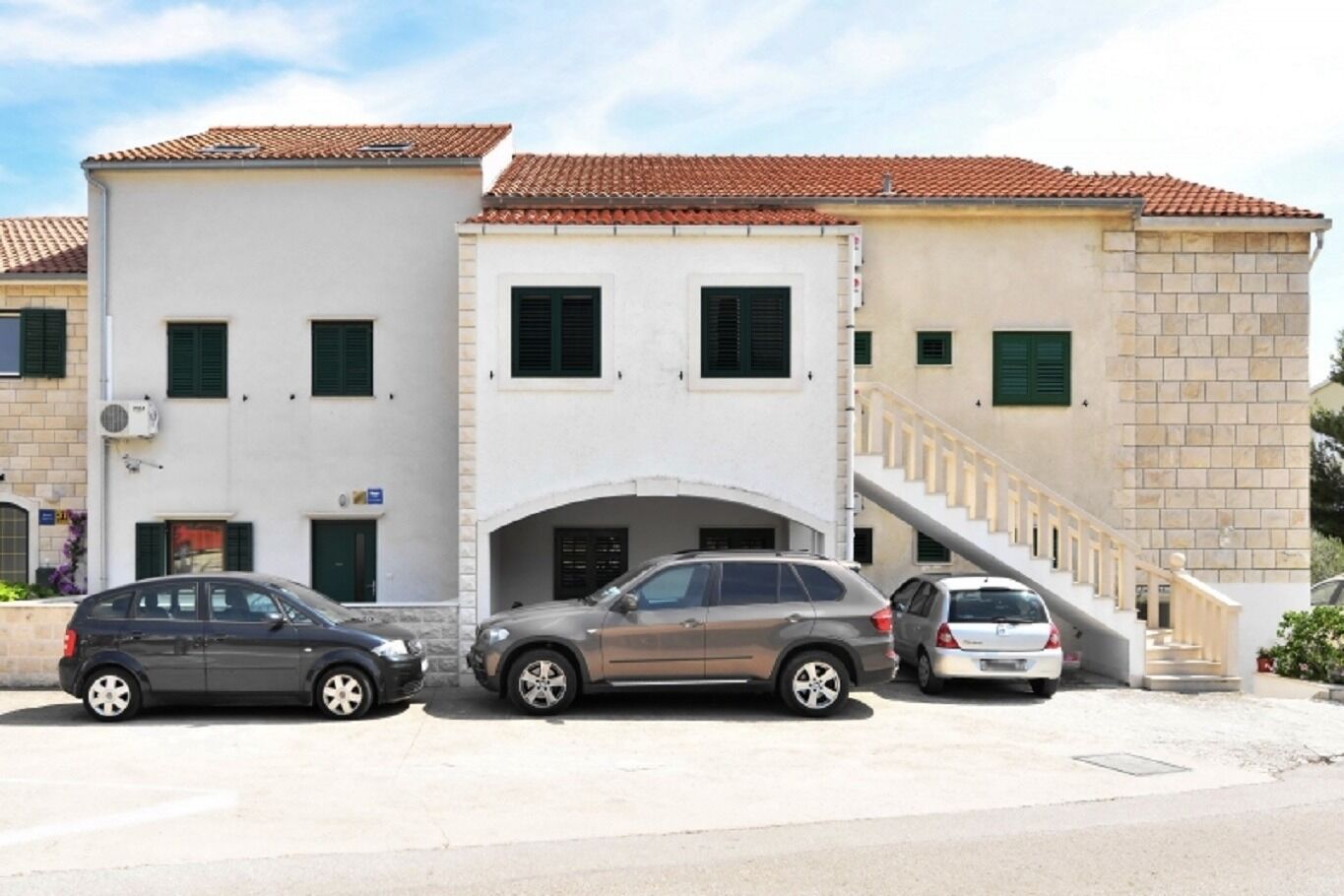 Apartments Nikola 103101-A1