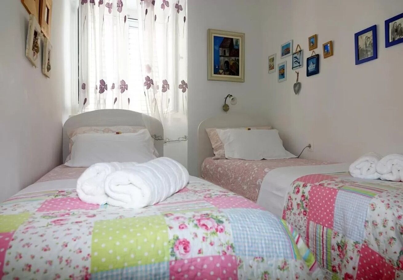 Apartment Ljubav 103111-A1