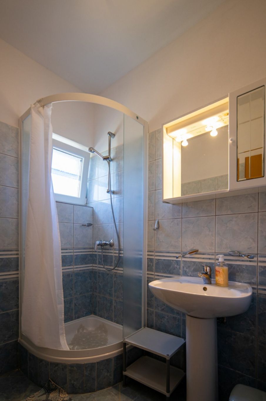 Apartments Den 103131-A1