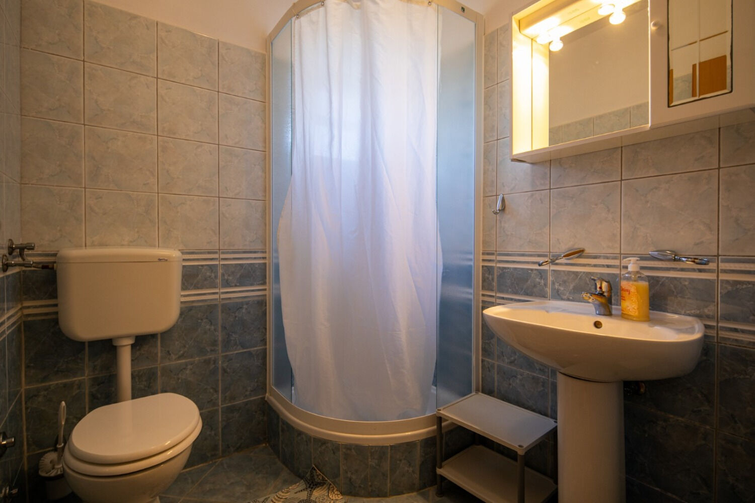 Apartments Den 103131-A1