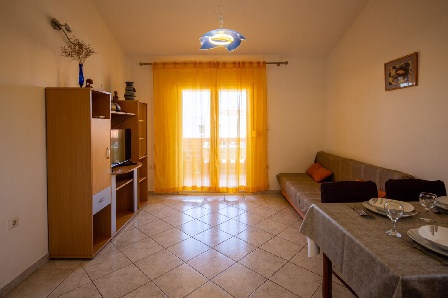 Apartments Den 103131-A2