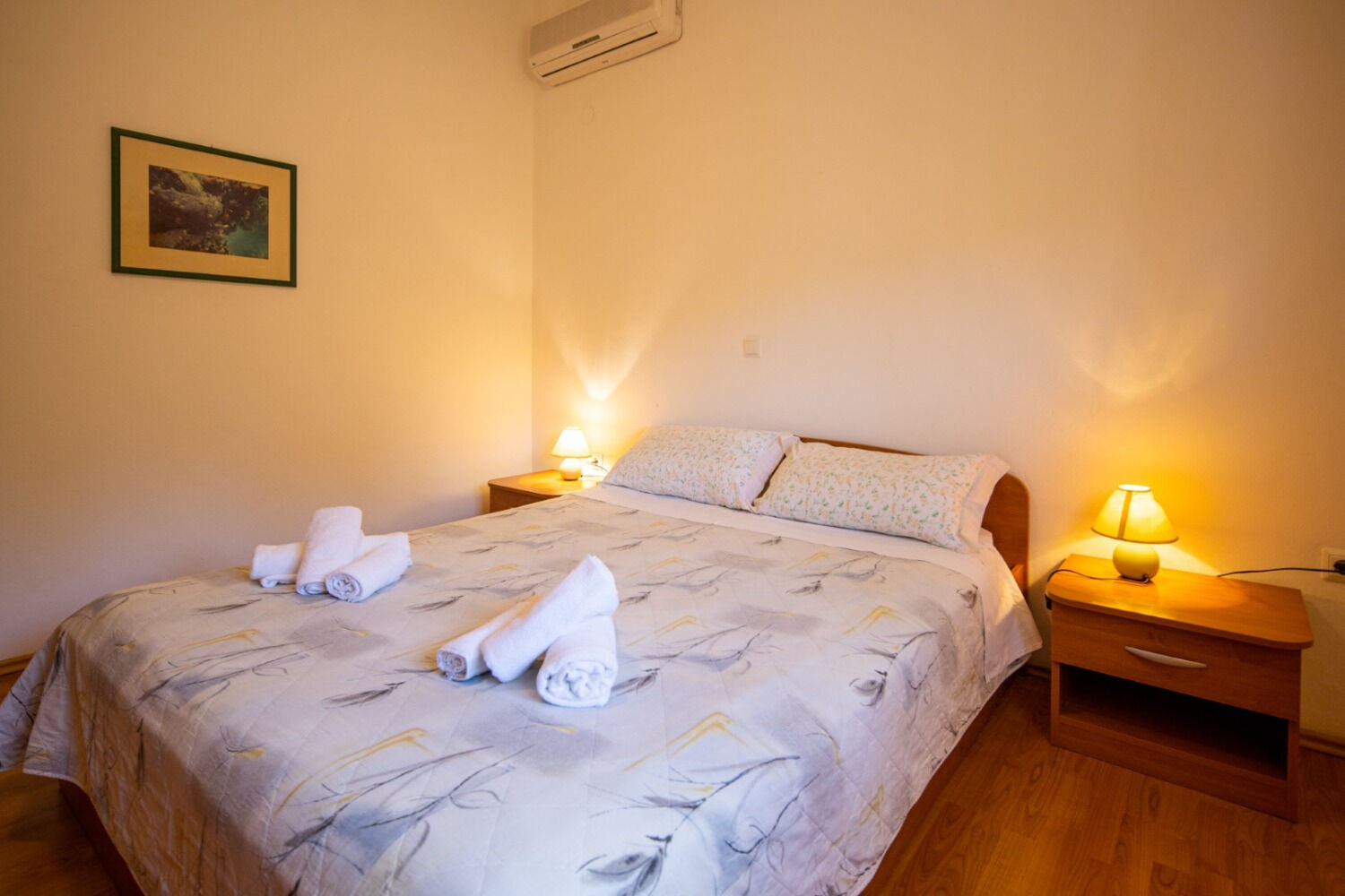 Apartments Den 103131-A2