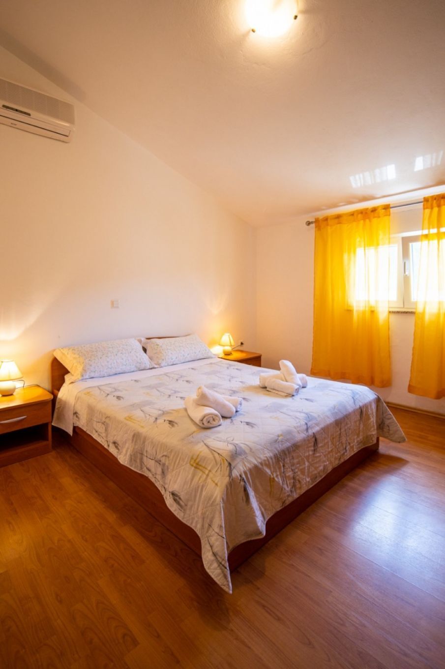 Apartments Den 103131-A2