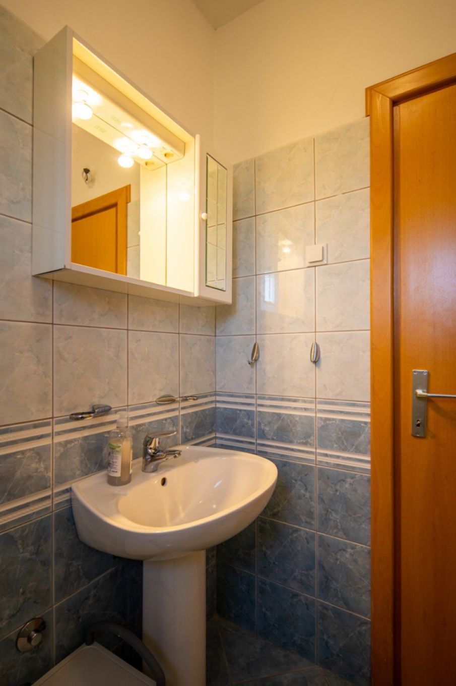 Apartments Den 103131-A3