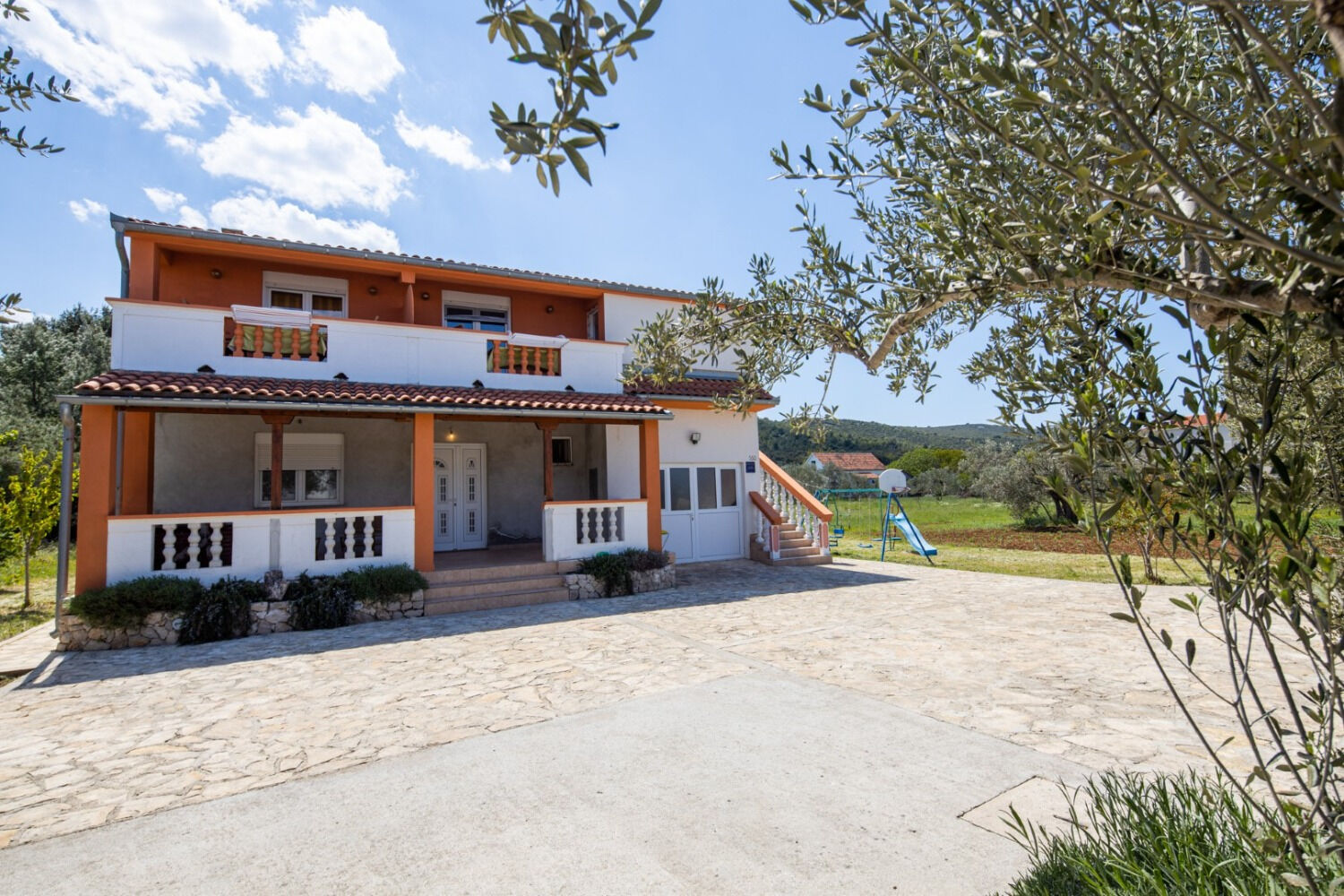 Apartments Den 103131-A3