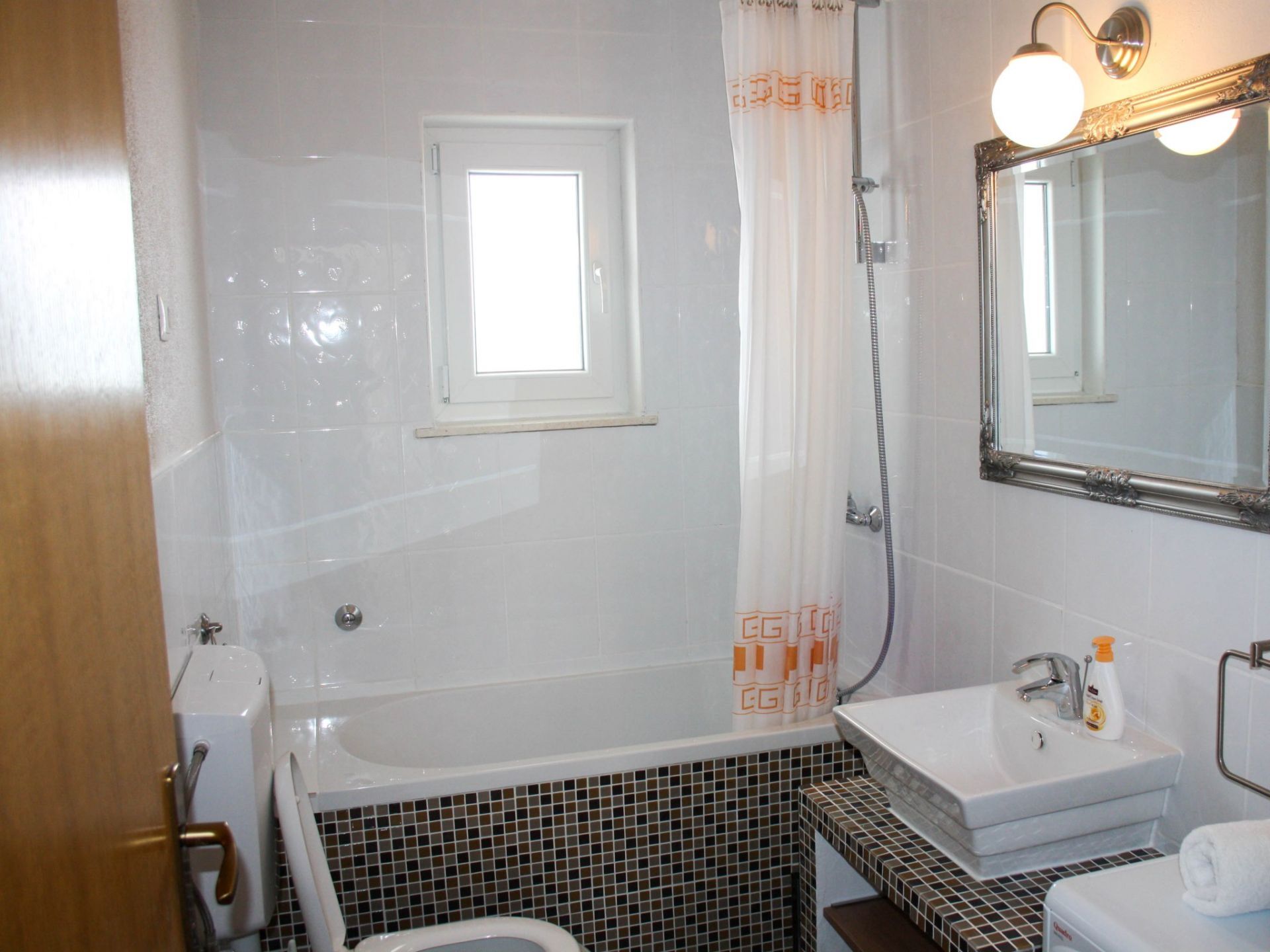 Apartments Anda 10324-A2