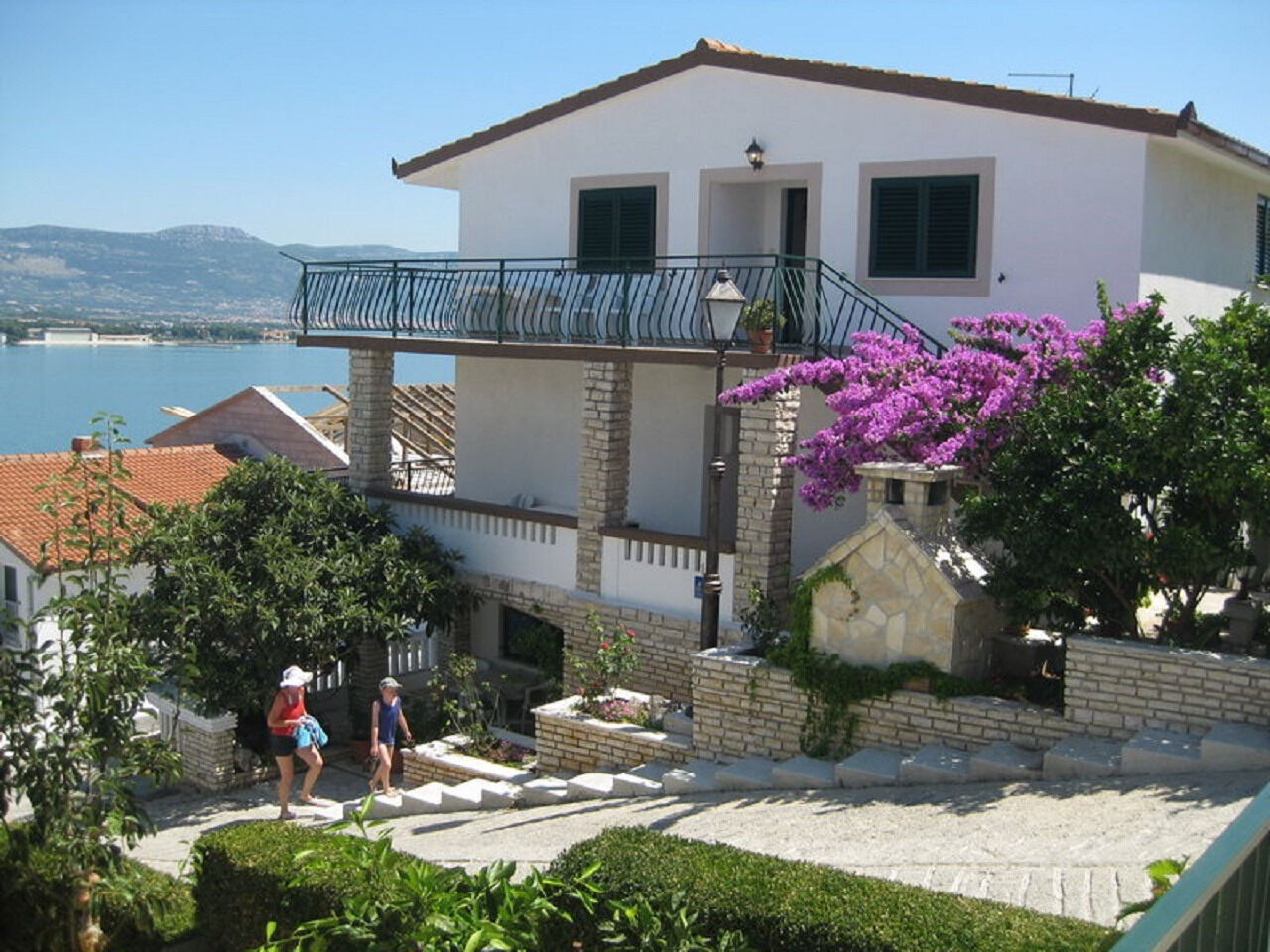Apartments Anda 10324-A3