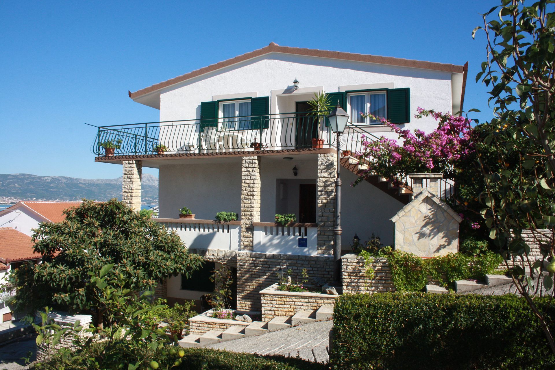 Apartments Anda 10324-A3