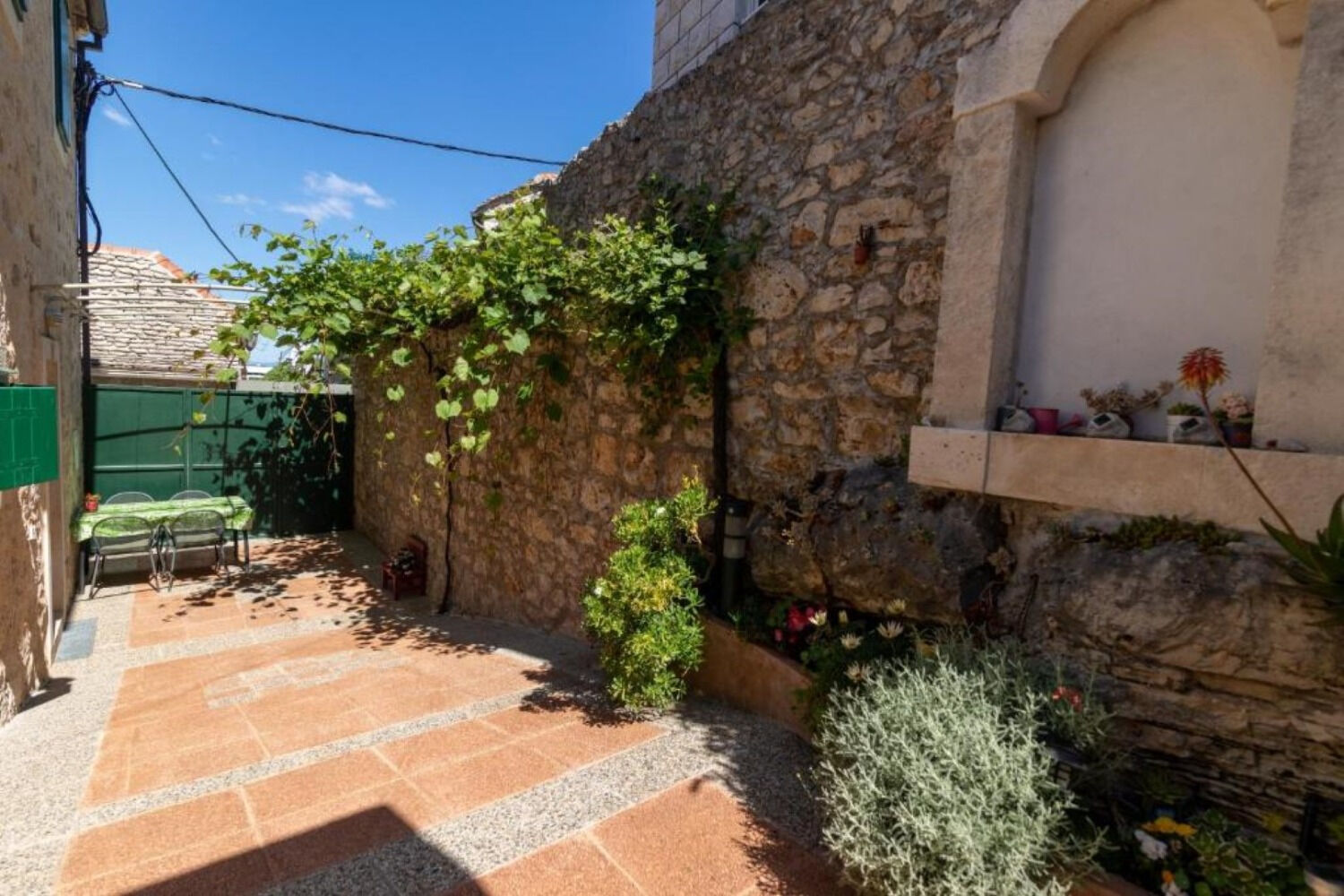 Apartments Brane 103261-A2