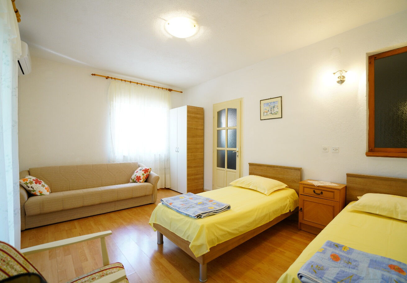 Apartment Marija 103271-A1