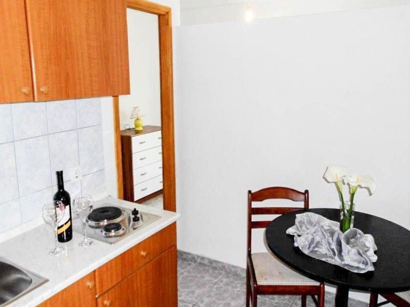 Apartments Jaki 103281-A1