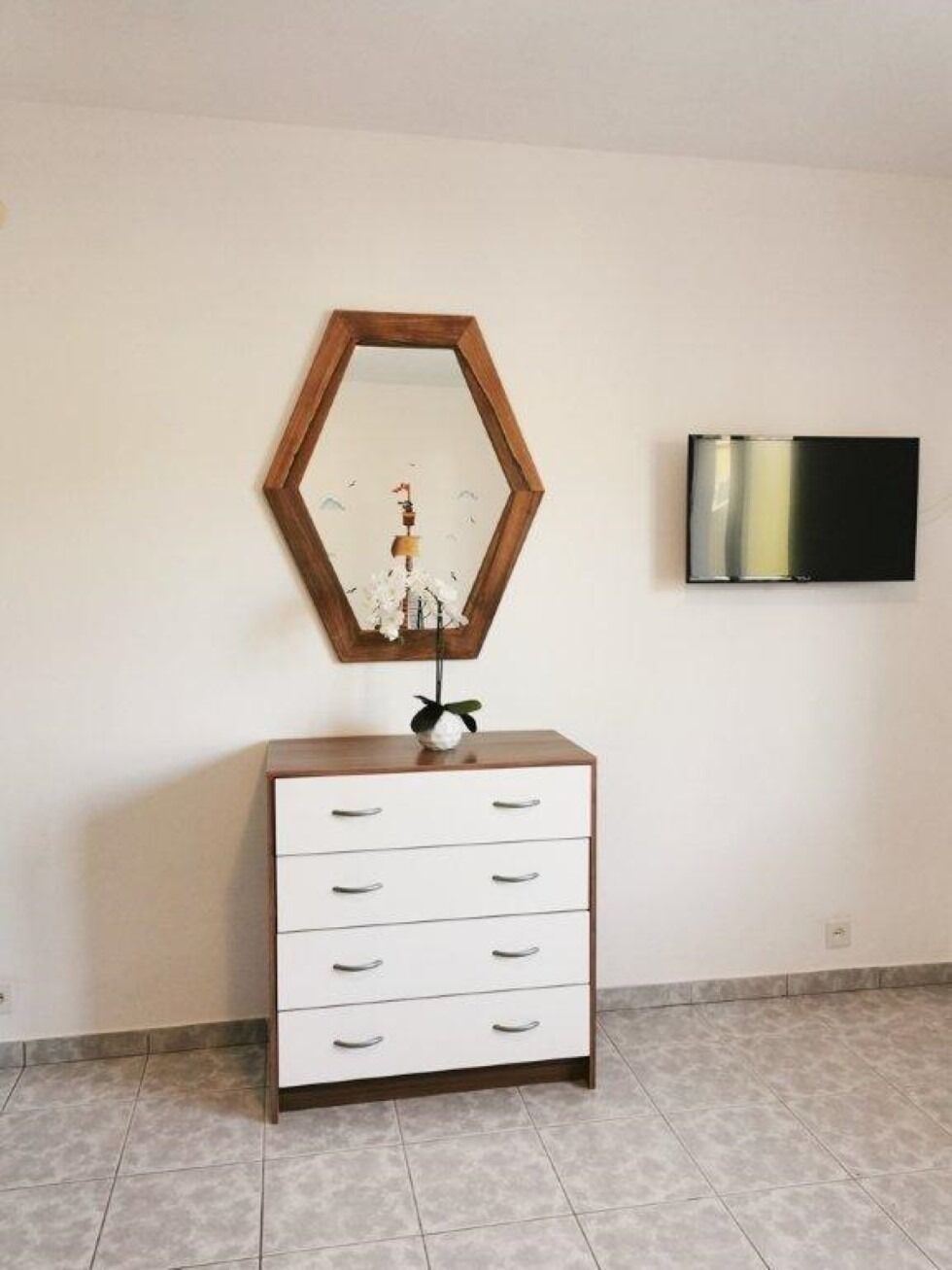 Apartments Jaki 103281-A1