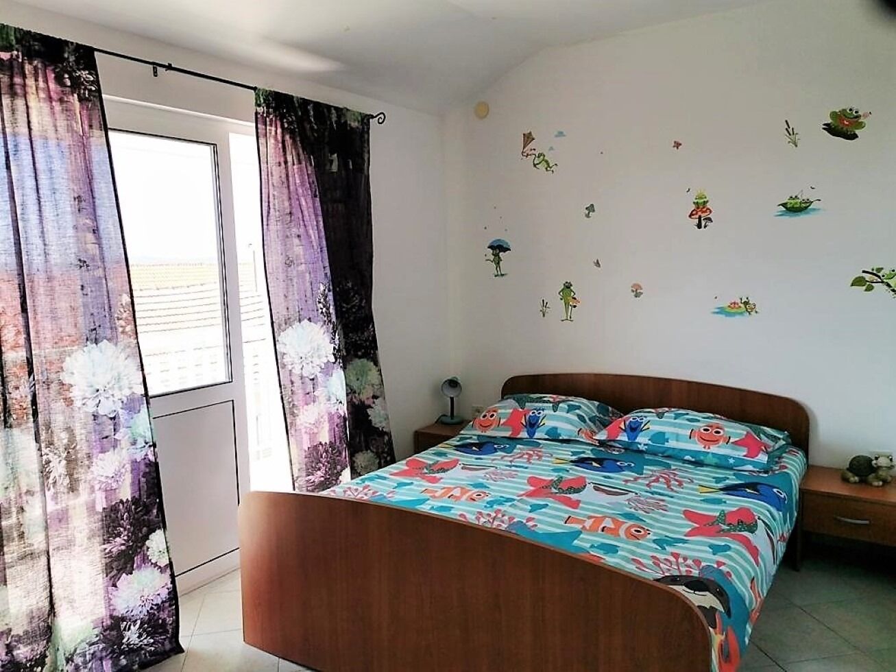 Apartments Jaki 103281-A3