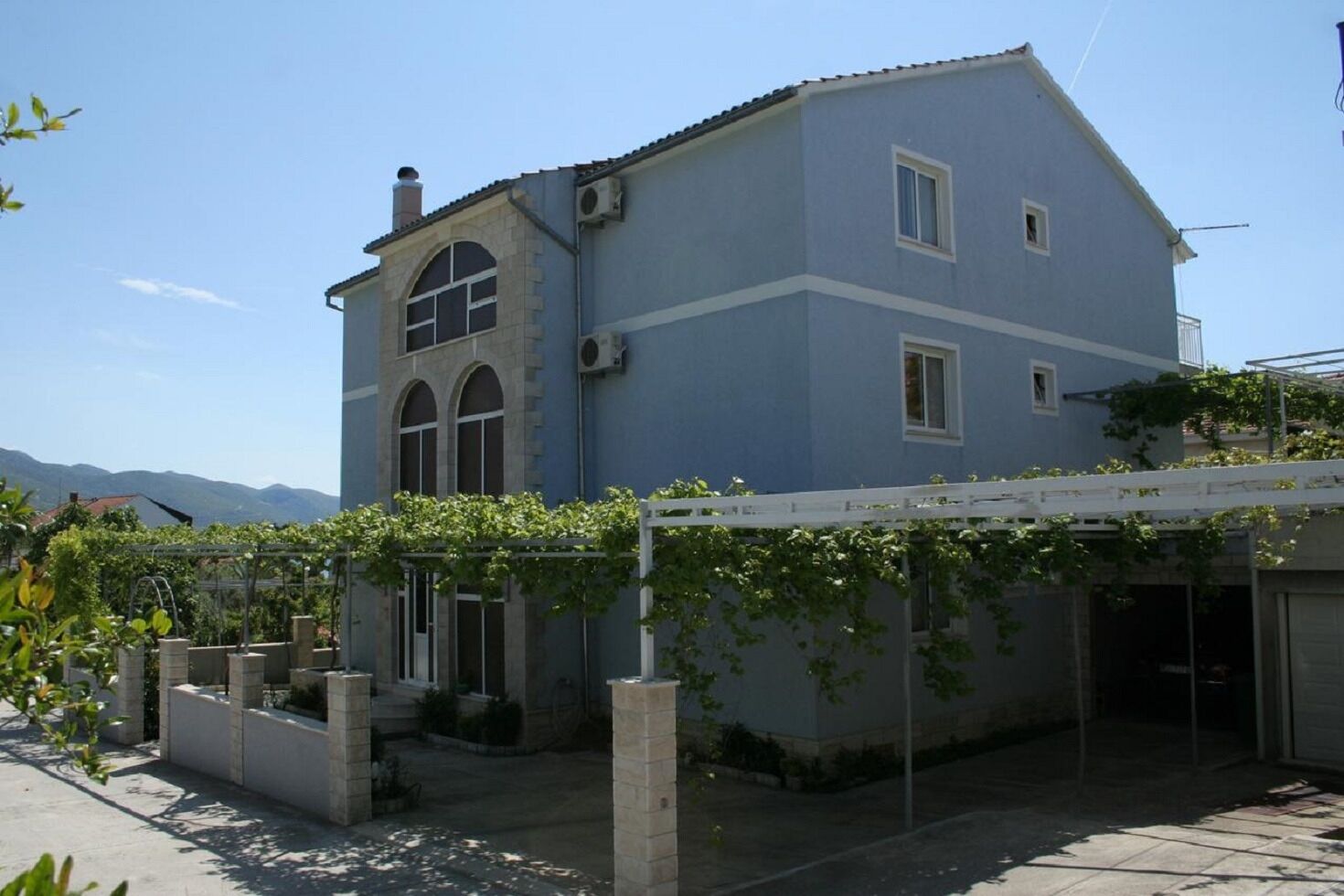 Apartments Jaki 103281-A5