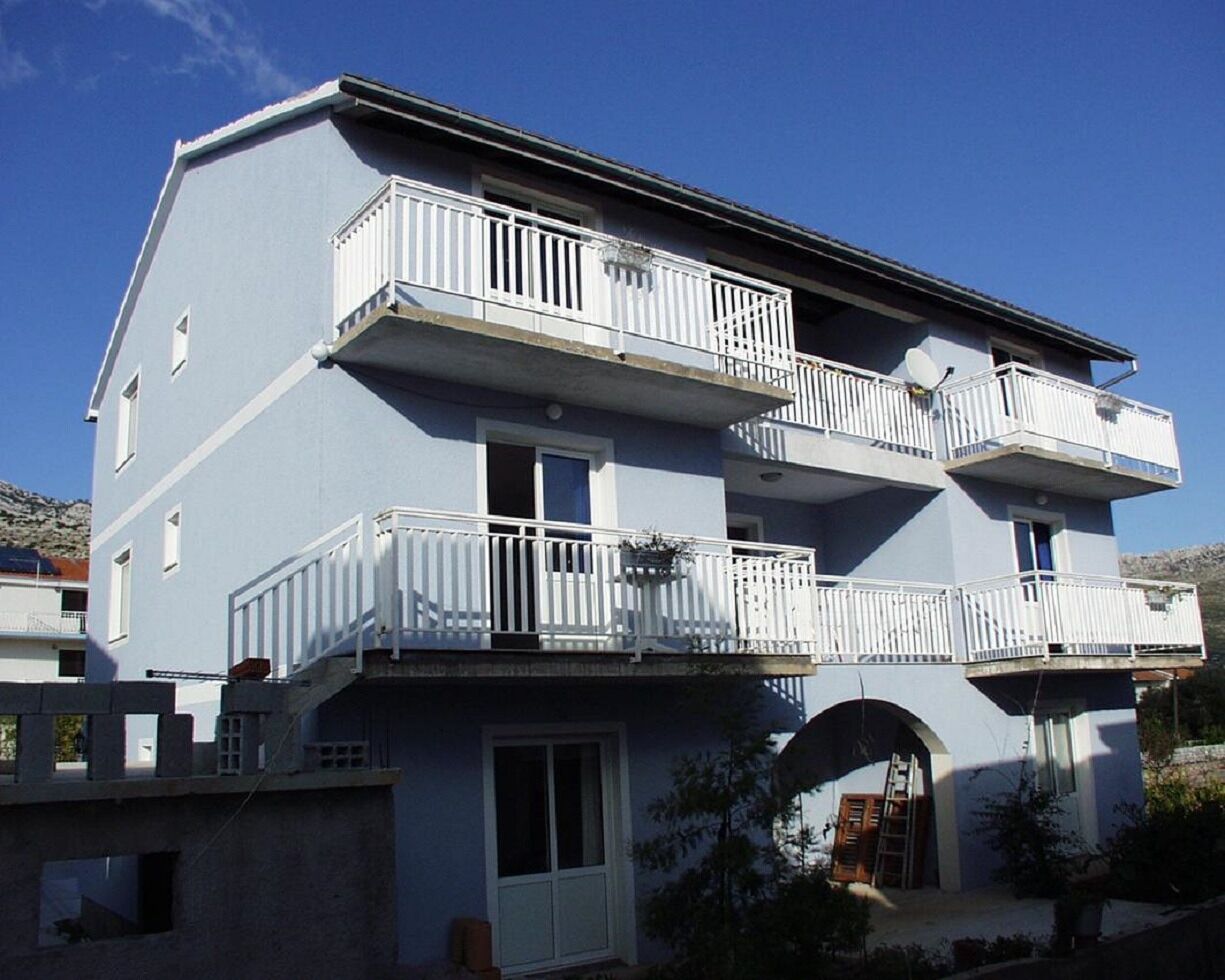 Apartments Jaki 103281-A5