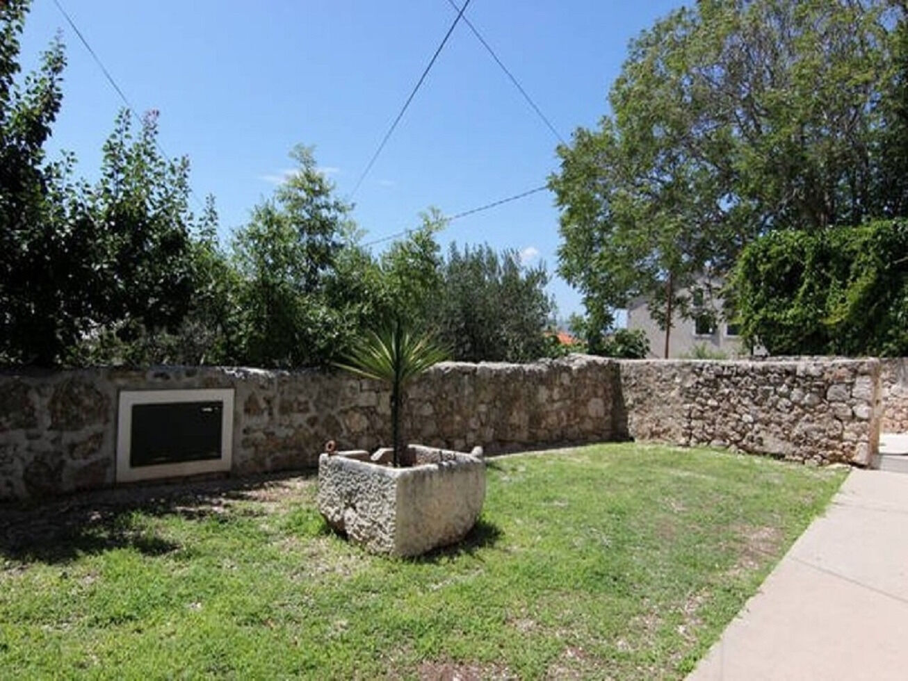Apartments Mat 103301-A2
