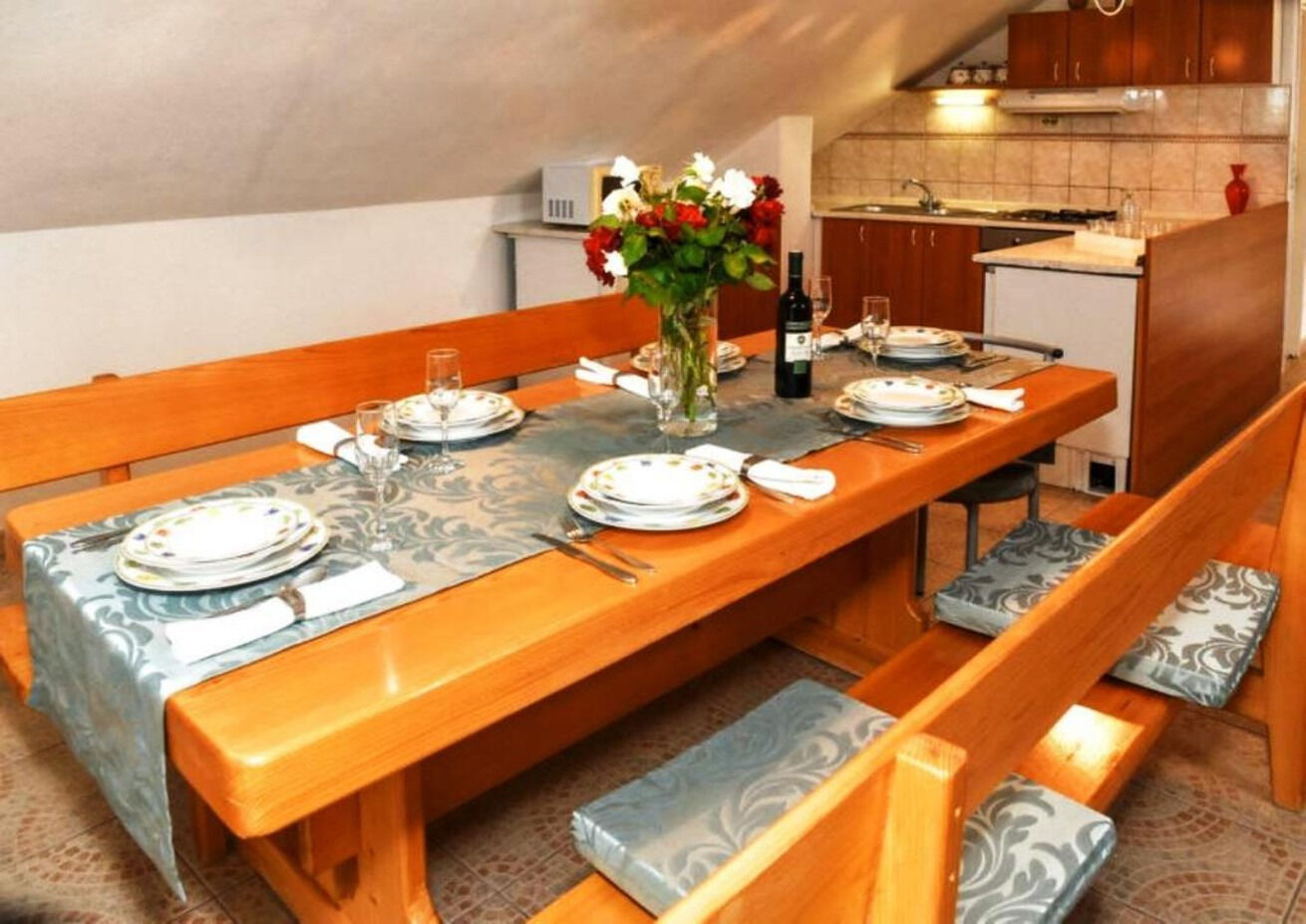 House Mari 1 103521-K1