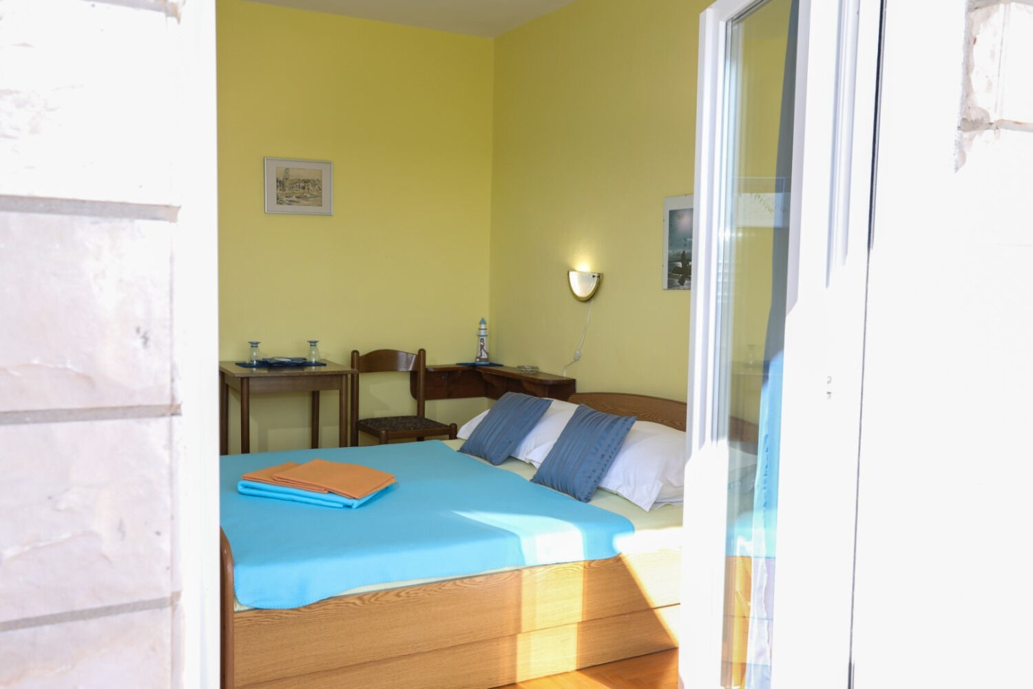 Apartment and Rooms Marlene 103731-A1