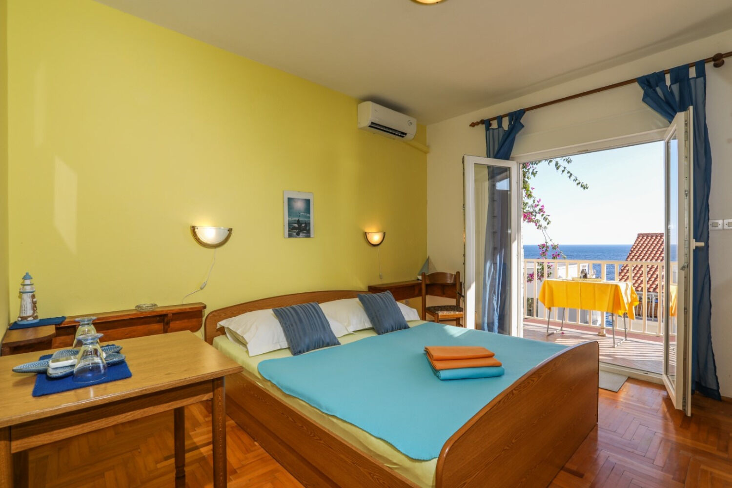 Apartment and Rooms Marlene 103731-A1