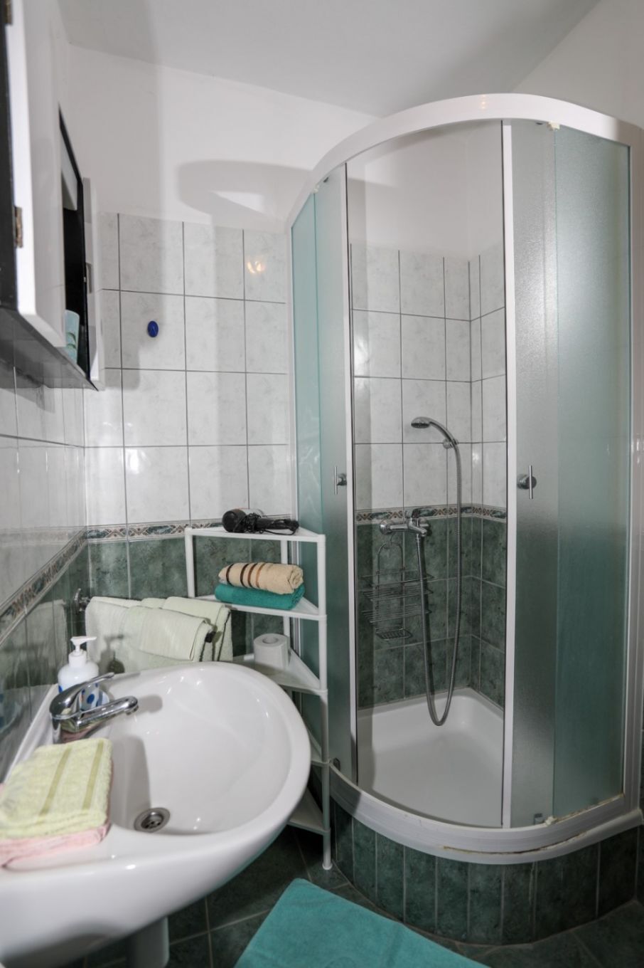 Apartment and Rooms Marlene 103731-A1