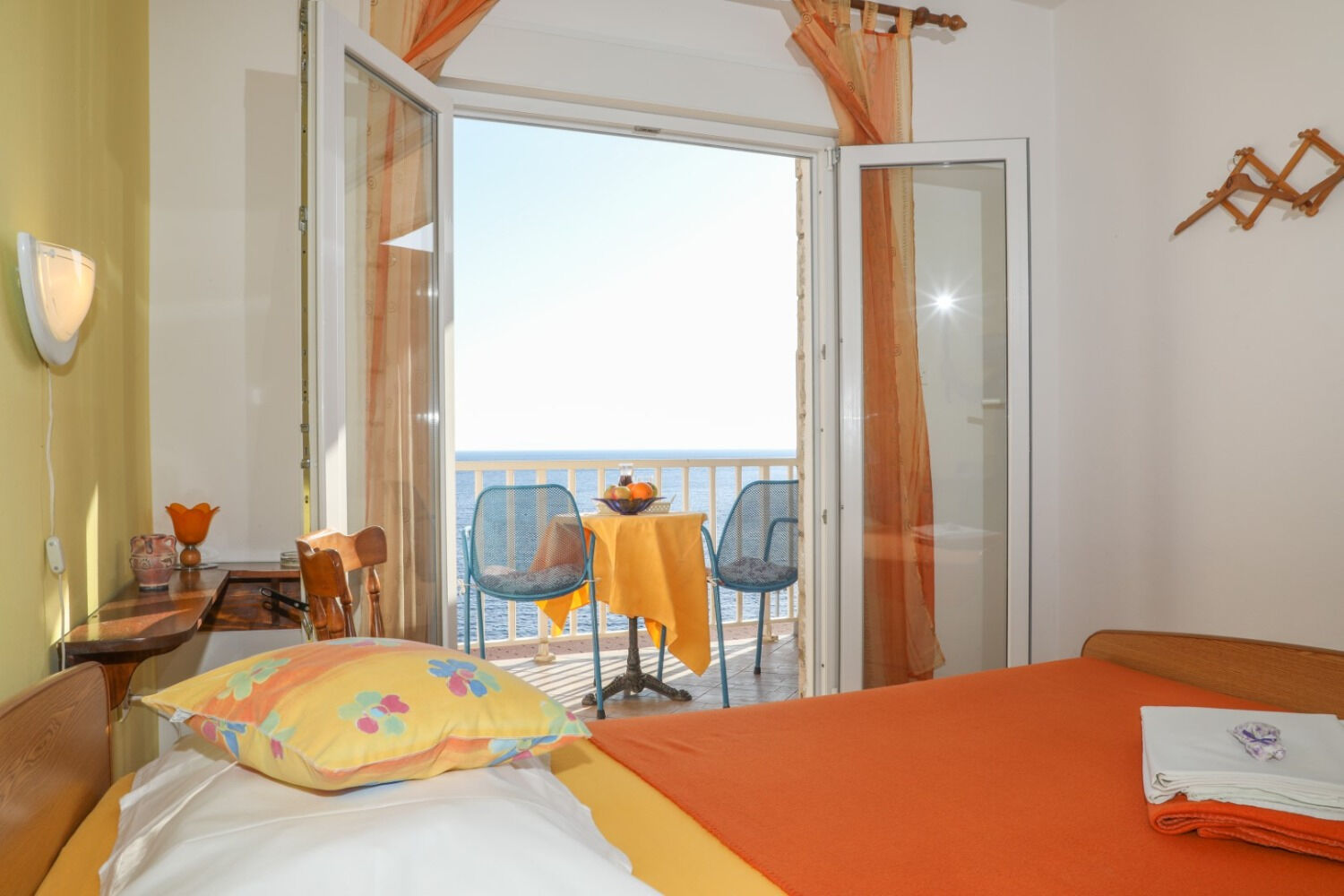 Apartment and Rooms Marlene 103731-S4