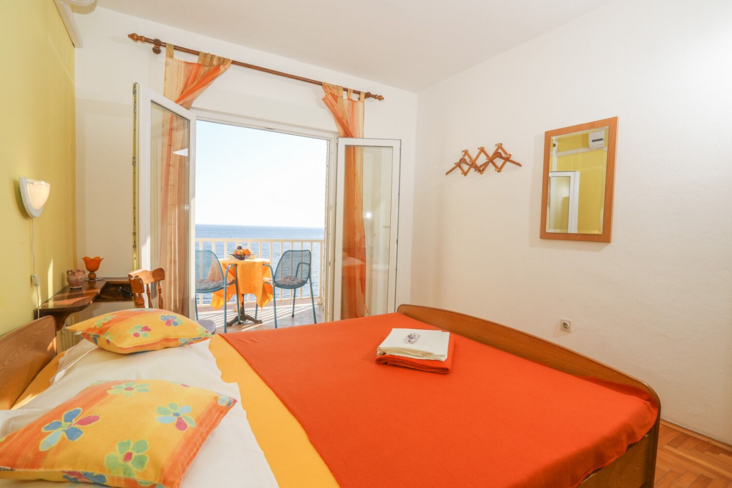 Apartment and Rooms Marlene 103731-S4