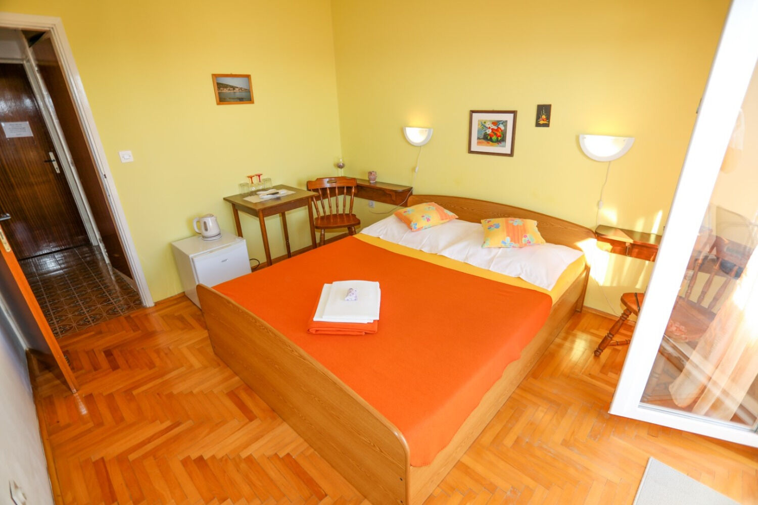 Apartment and Rooms Marlene 103731-S4