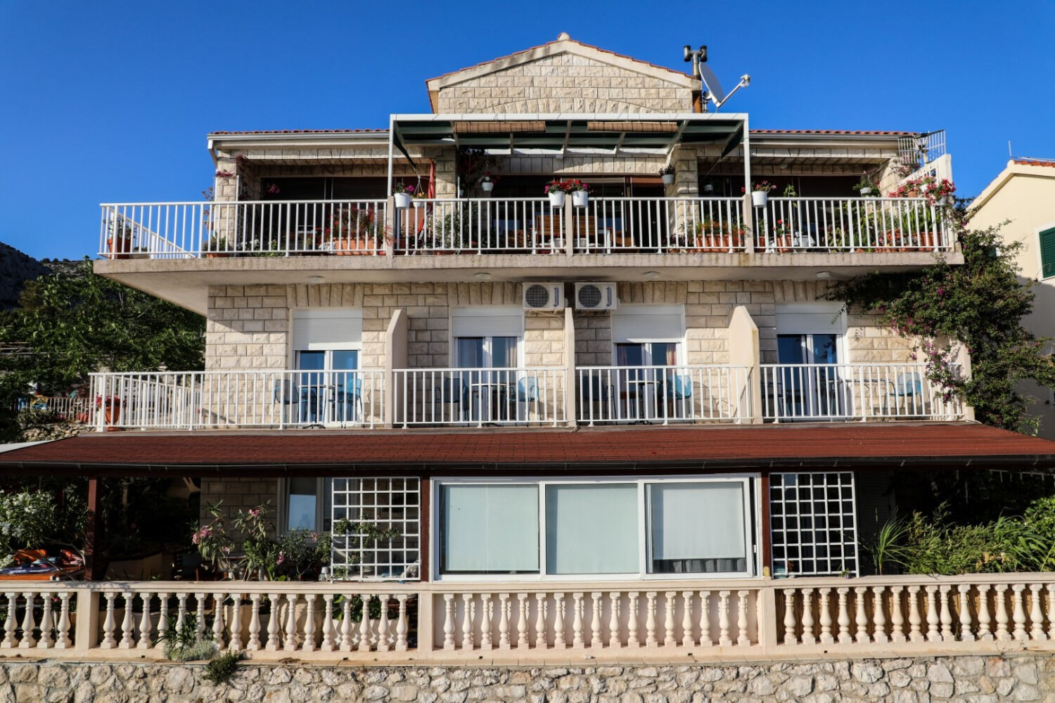 Apartment and Rooms Marlene 103731-A1