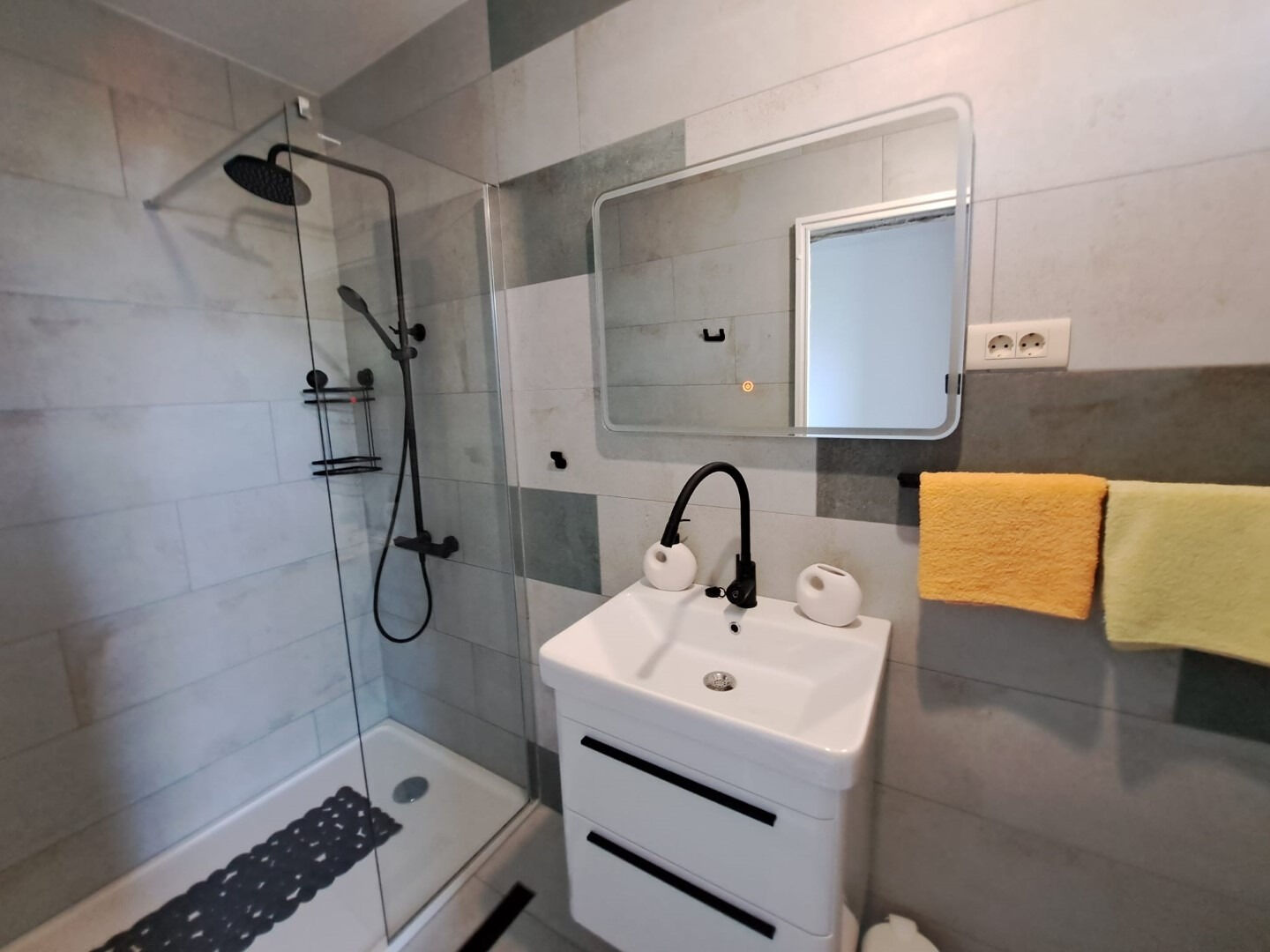 Rooms Katja 103741-S2