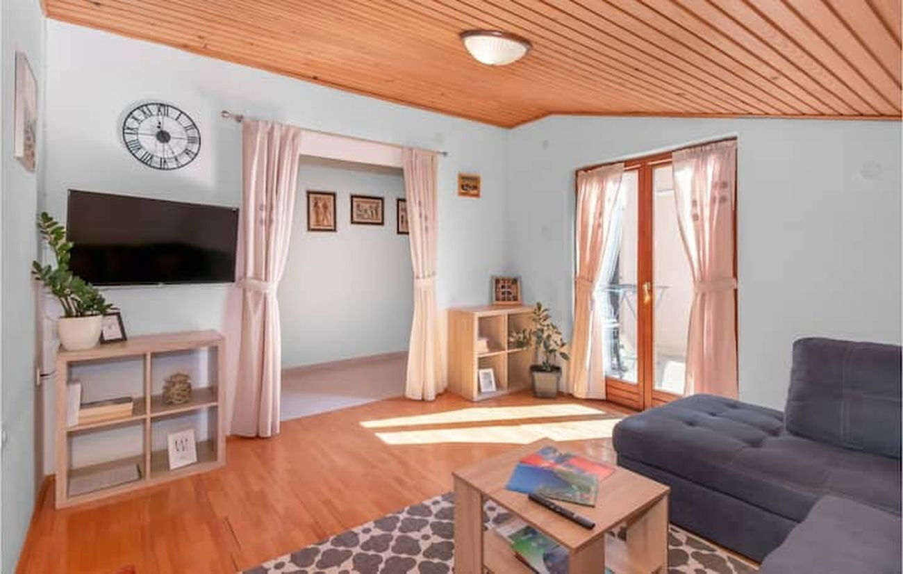 Apartments Kate 103811-A1