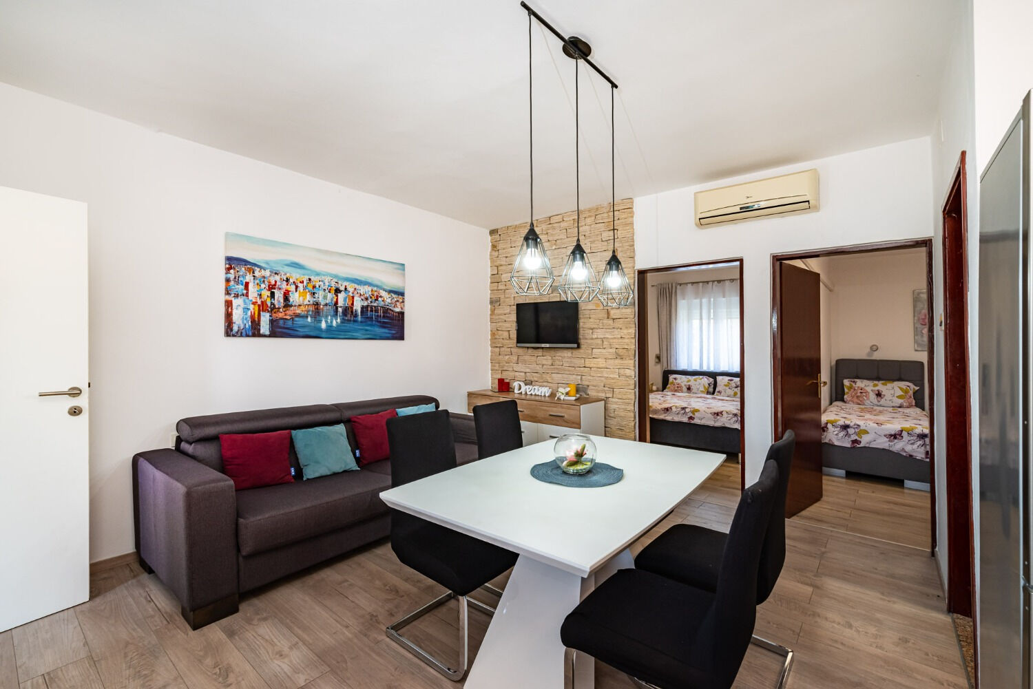 Apartments Dreamy 103831-A1
