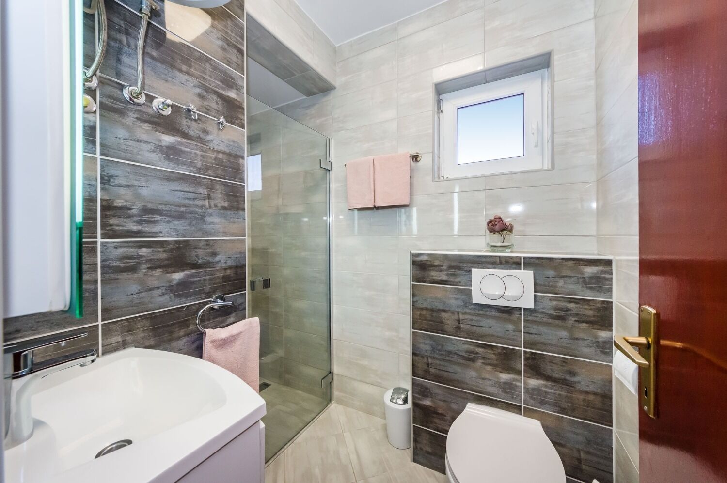 Apartments Dreamy 103831-A1