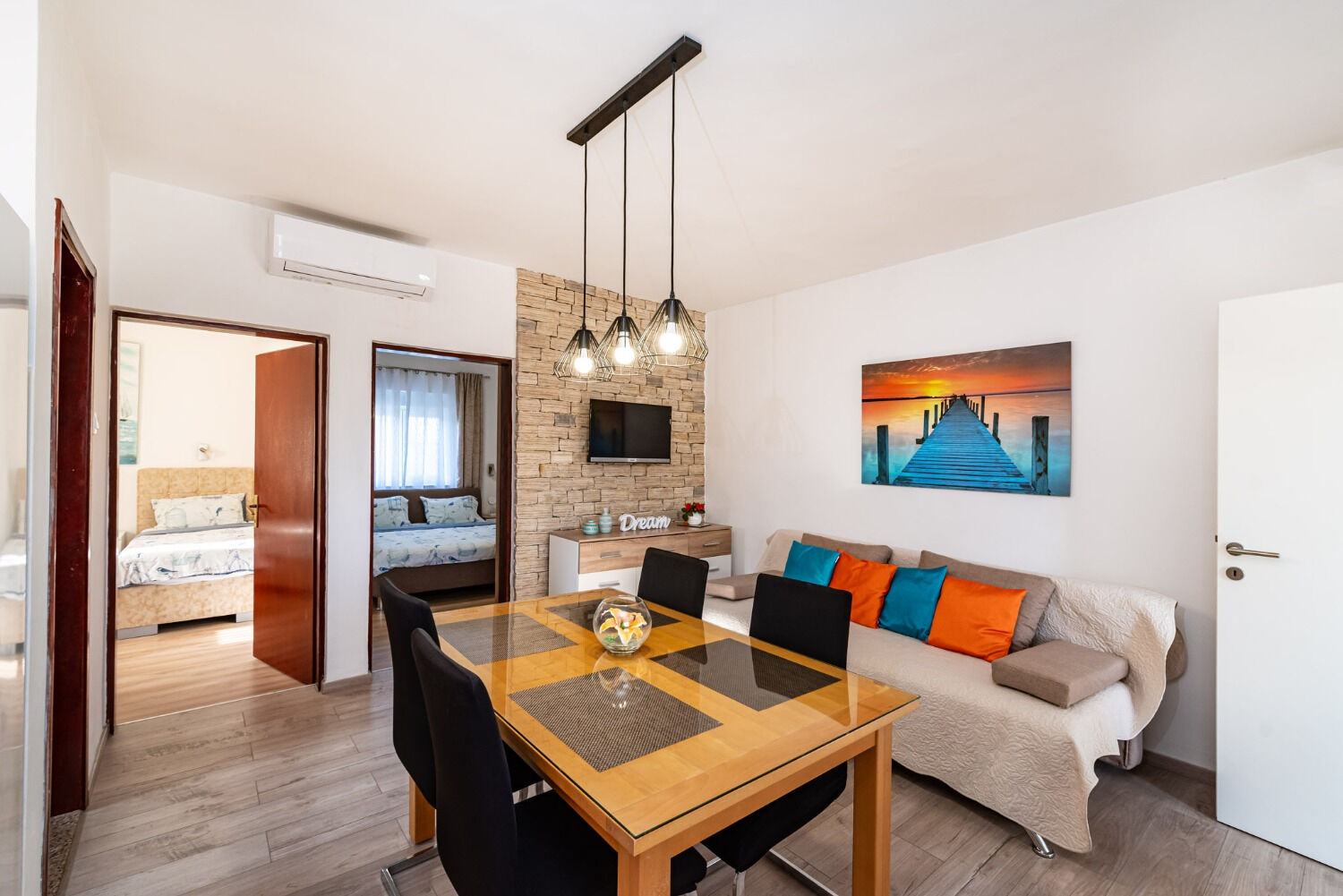 Apartments Dreamy 103831-A2