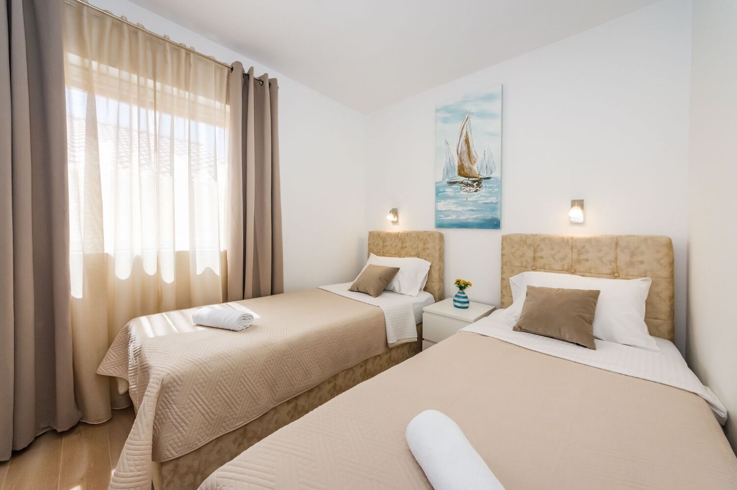 Apartments Dreamy 103831-A2