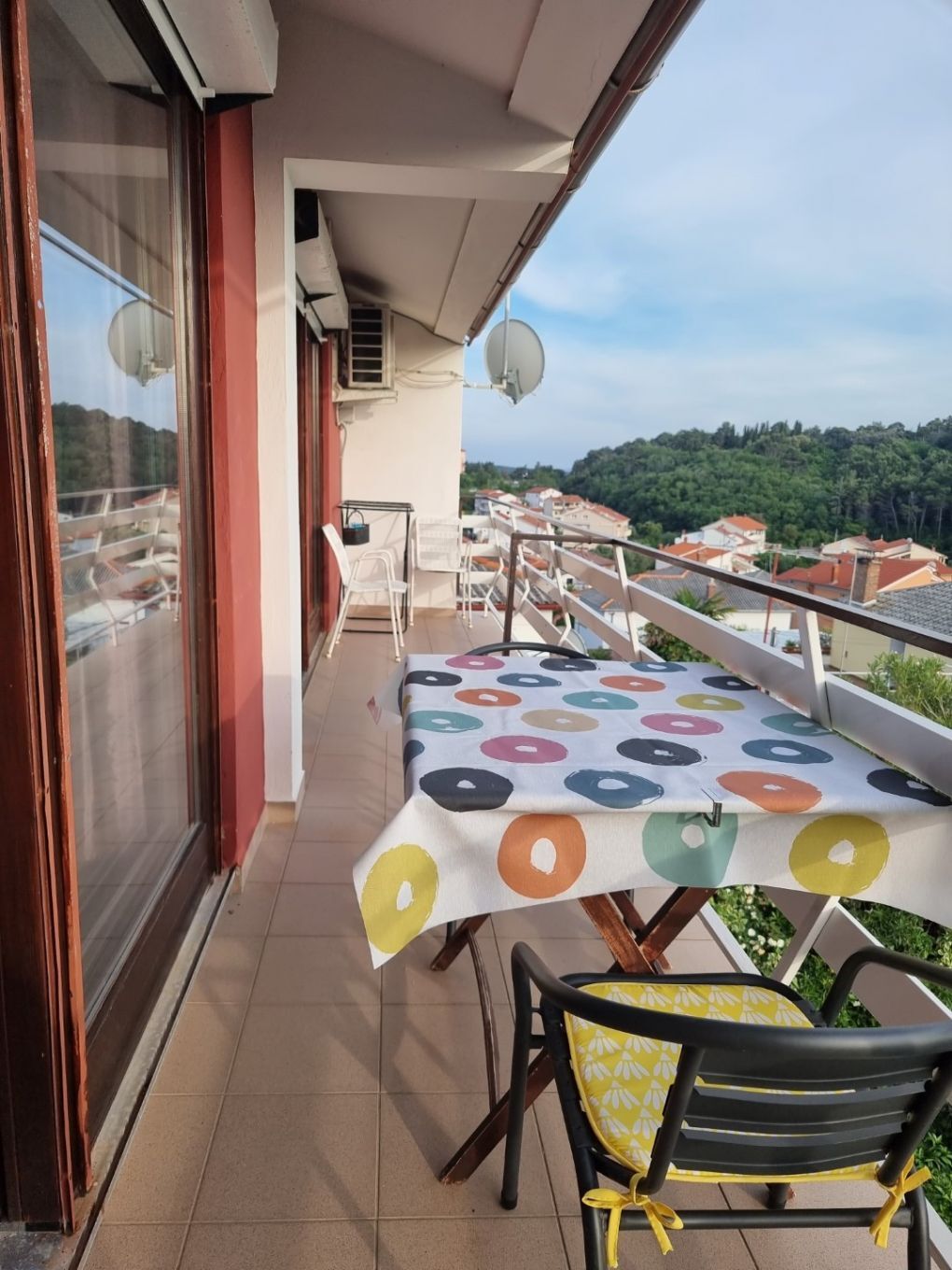 Apartment Gold 103851-A1