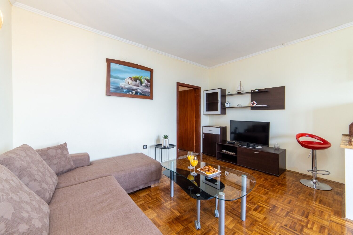 Apartments More 10392-A1