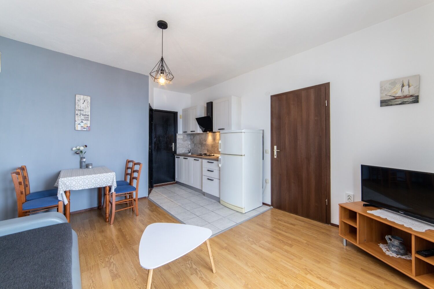 Apartments More 10392-A3